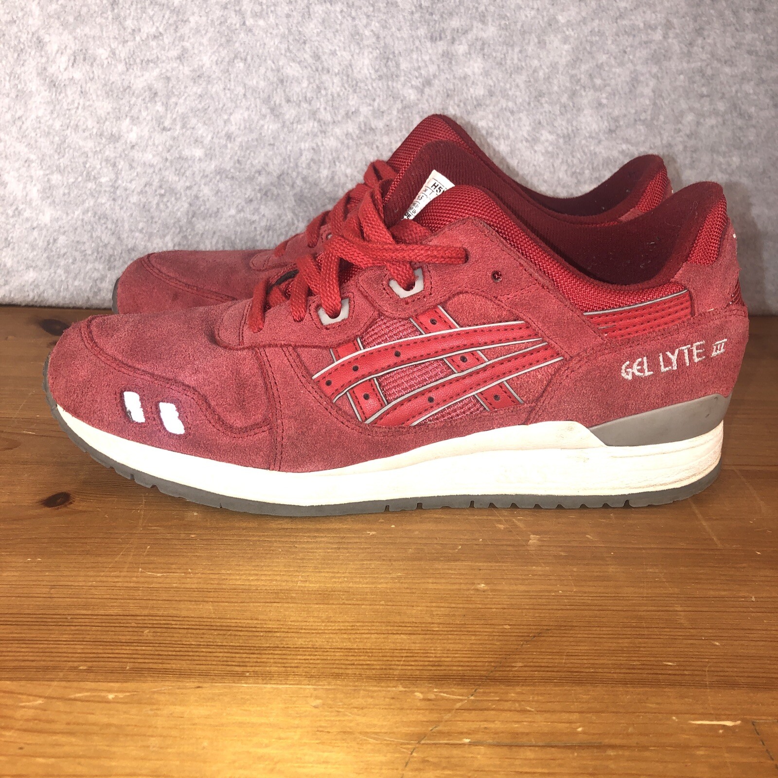 Asics Gel-Lyte III Mens Size Red White Athletic Running Shoes