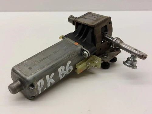 VW PASSAT Variant B6 3C5 Sitzsteuerungsmotor vorne links 0390203218 34449605