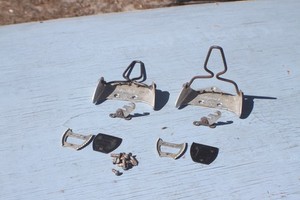 ROTTEFELLA - SNABB - SNOW SKI BINDINGS - 3 PIN - 75MM - NORMAL - VINTAGE - USED