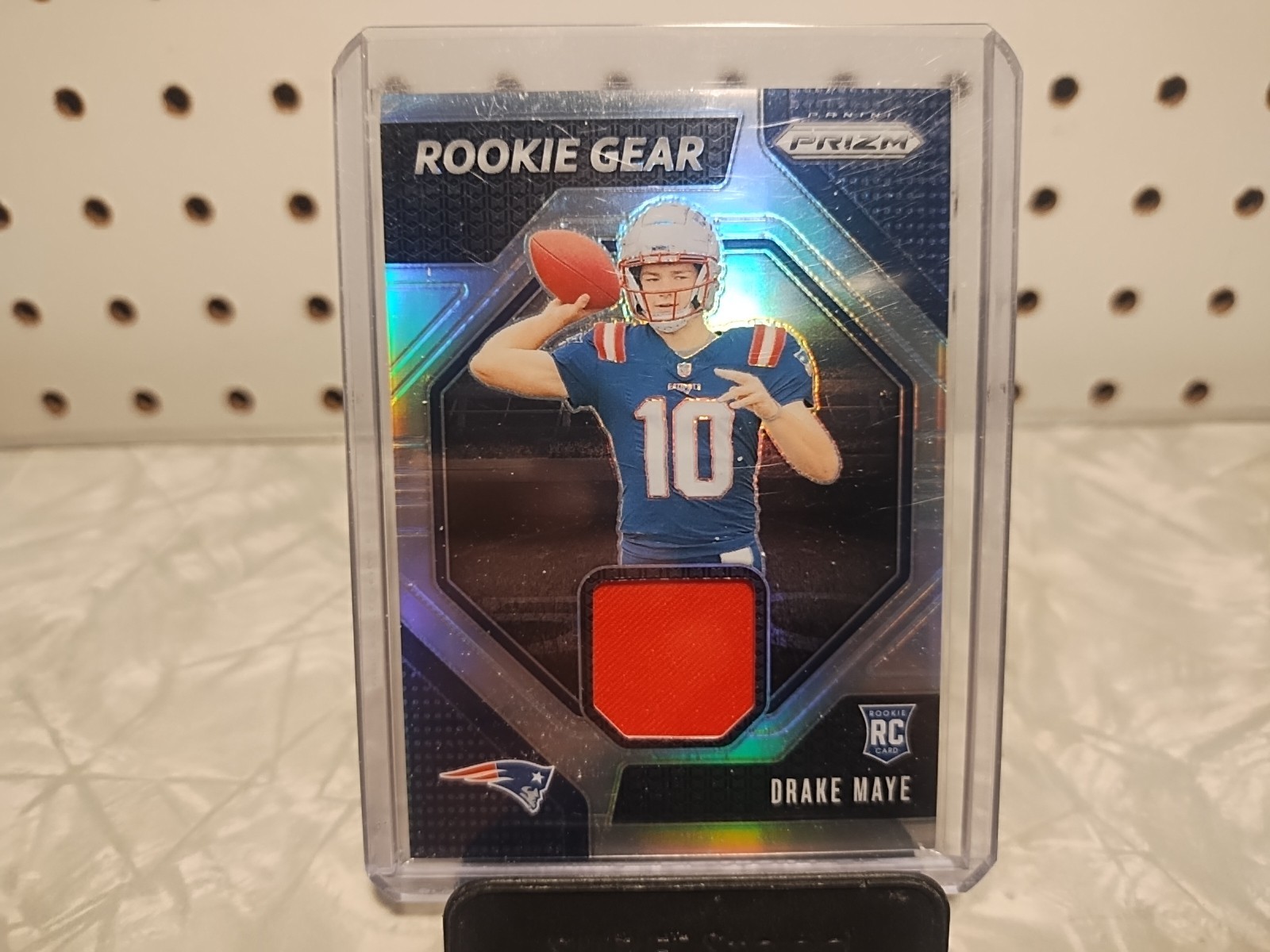 Drake Maye 2024 Panini Prizm #RG-DME Rookie Gear Silver PRIZM Patch RC Patriots