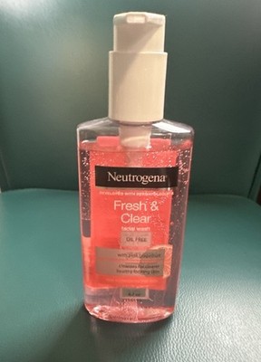 Neutrogena Fresh & Clear Oil-Free Facial Wash - Pink Grapefruit - 6.7oz(200ml).