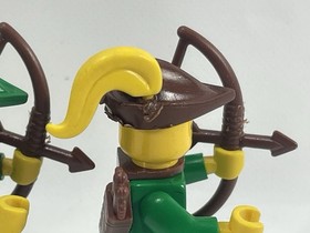 Lego Castle Forest Men Lot Of 3 With Hats And Weapons Vintage Authentic 80s/90s