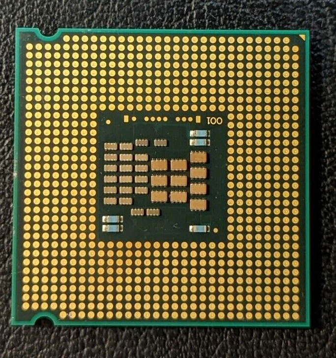 Intel Xeon E5240 Dual core 2 thread LGA771 3.0 Ghz SLBAW - Image 2 of 2