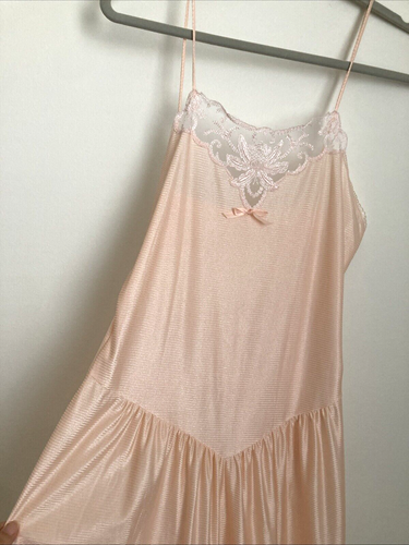 Vintage Coral Pink Slip Dress Full Length Satin Lace S/Tall Princess Cut - Picture 4 of 4