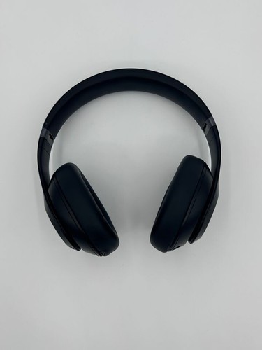 Beats Studio Pro - Wireless Noise Cancelling MQTP3LL/A (AUTHENTIC) - Picture 6 of 7