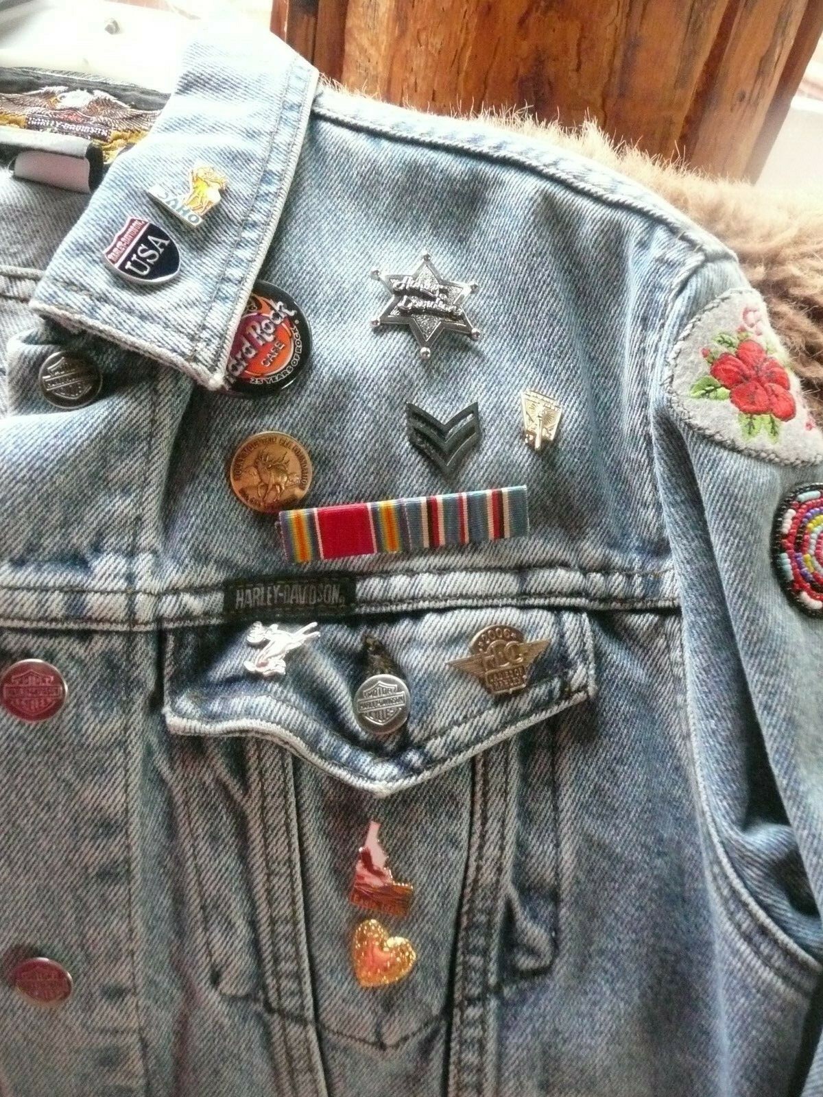 Womens Harley Davidson Denim Jacket with Full Array o… Gem