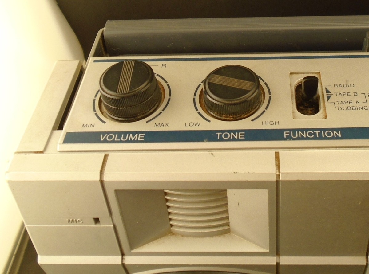 希少⁉️デッドストック SANYO MEGA ESSE SLIMα s-l1200.jpg