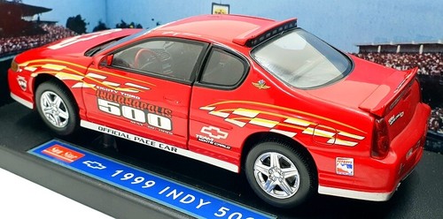 Sun Star 1/18 Scale Diecast 1970 - Indy 500 Chevrolet Monte Carlo Pace Car Red - Picture 2 of 5