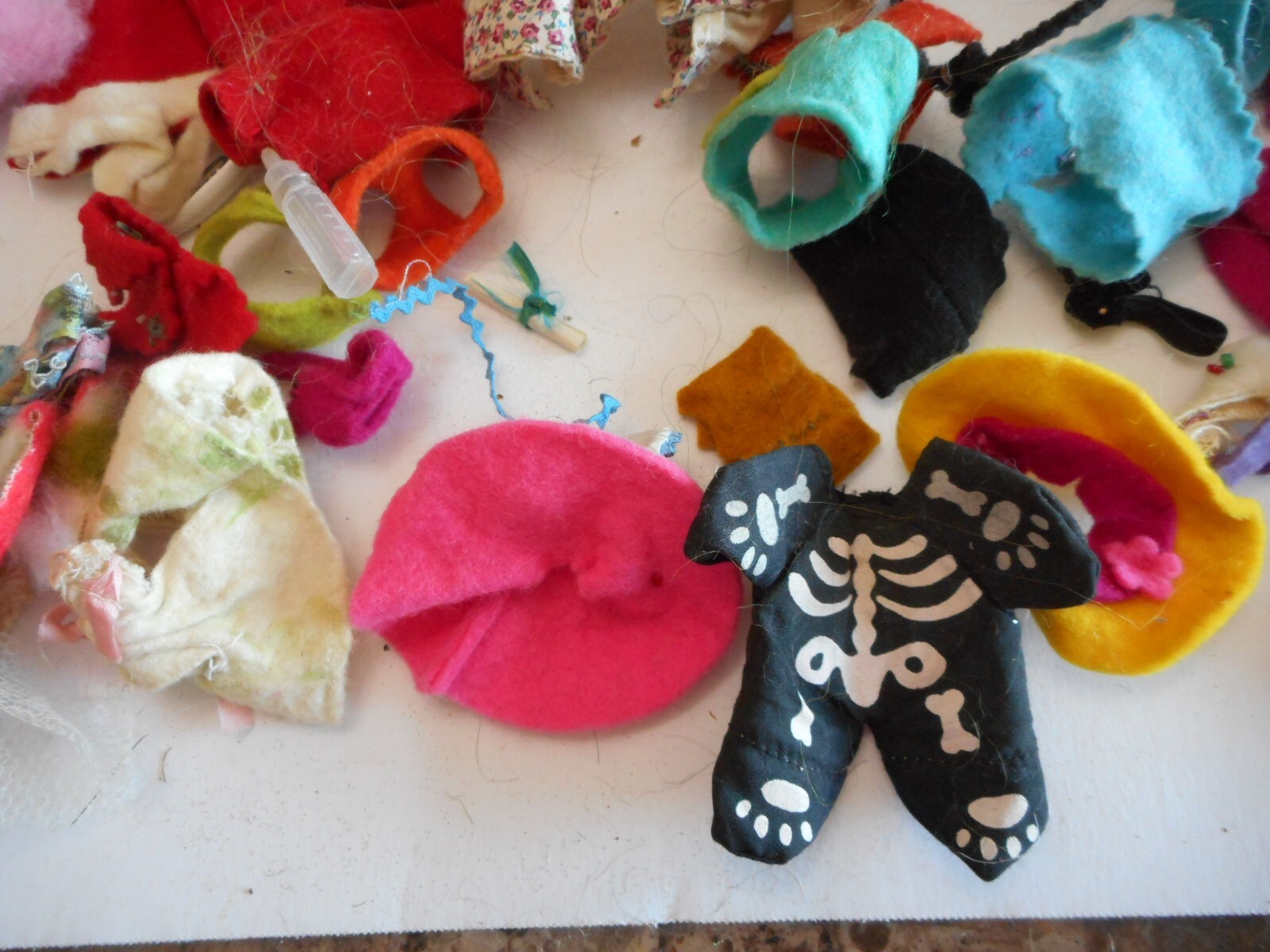 60+ Piece set of vintage 2 ½” troll doll clothes eBay