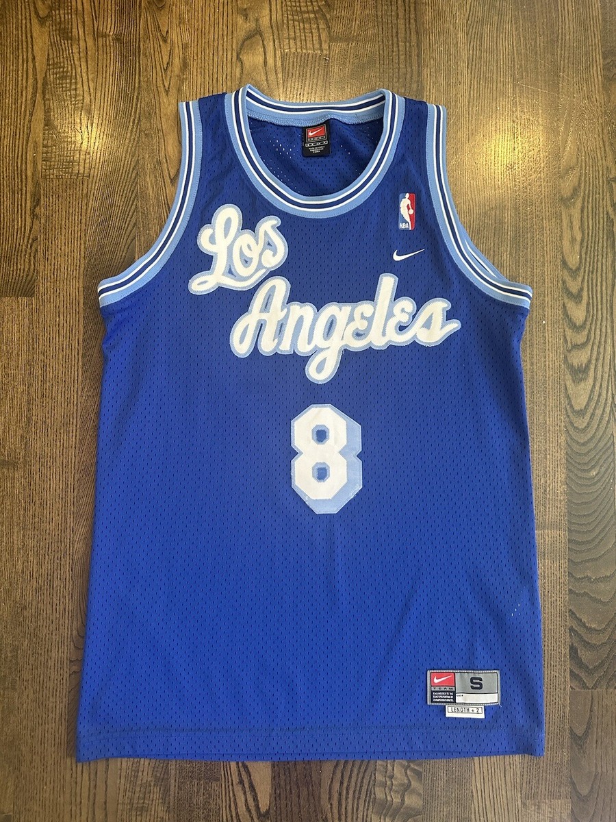 NIKE - レイカーズ　コービー　ジャージ　L kobe bryant jersey Nike KOBE BRYANT #8 Los Angeles LA Lakers Blue HWC Script