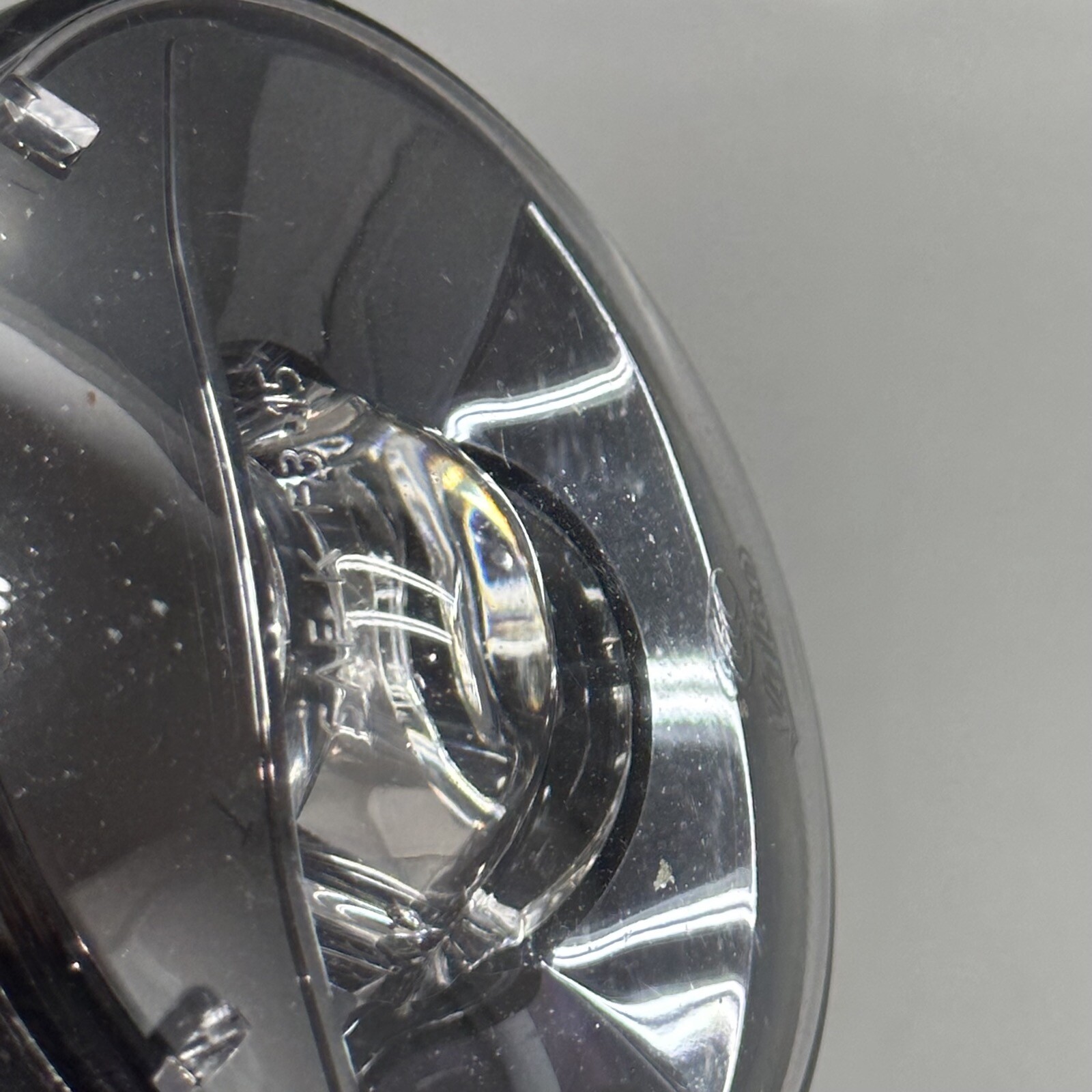 MASERATI LEVANTE FOG LIGHT LEFT RIGHT 2017 2018 2019 2020 OEM 670033497
