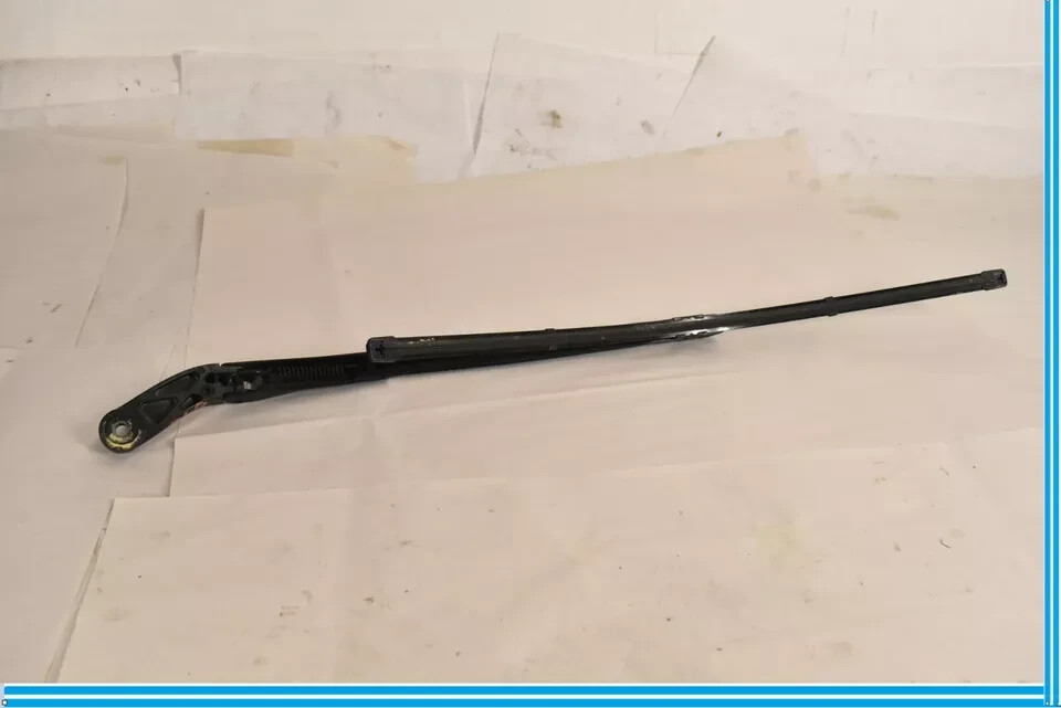 Bentley Continental GT 2003-2012 Right Wiper blade