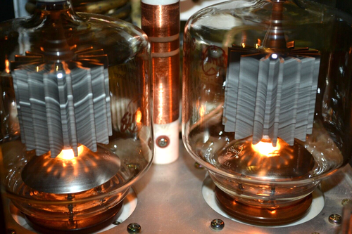 Kenwood TL-922 - HAM HF Amplifier - Picture 23 of 24