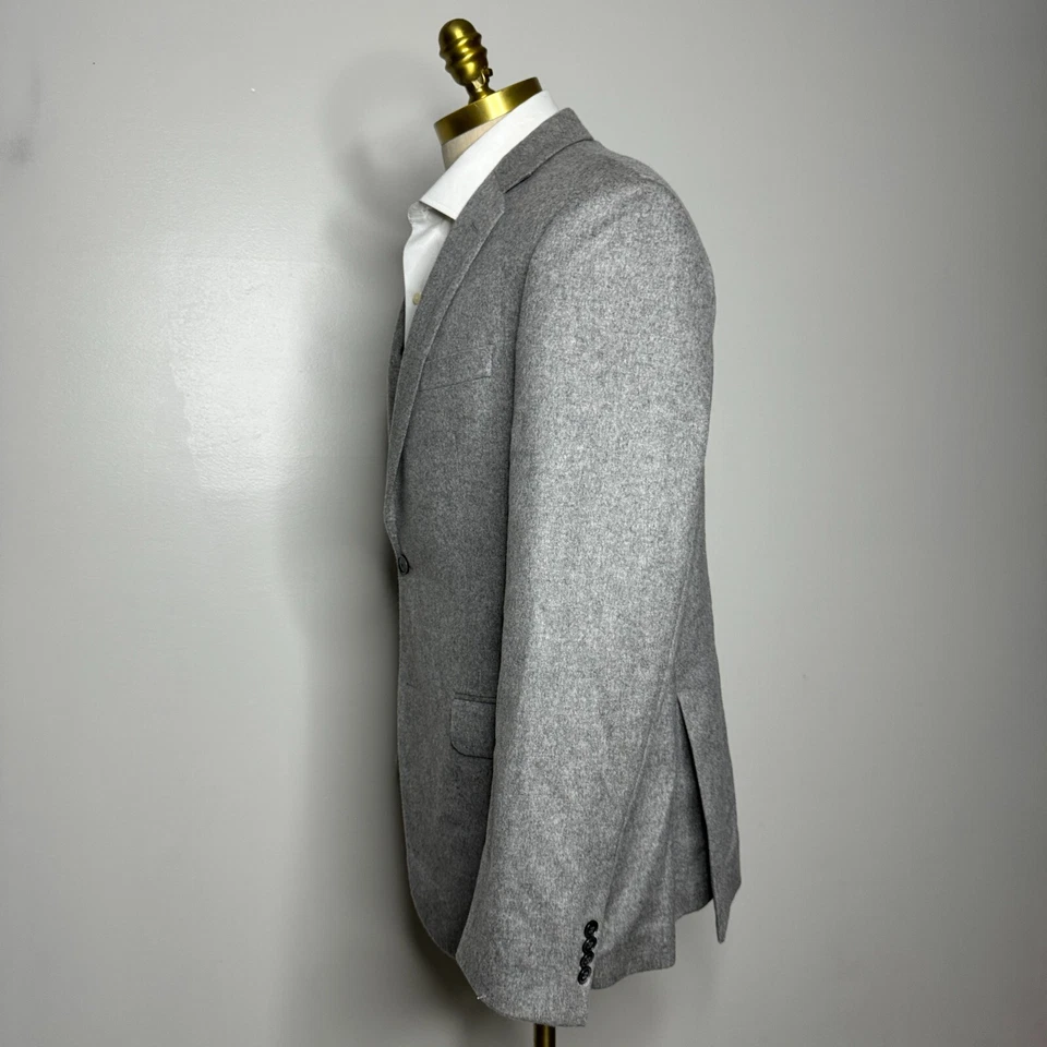 Abrigo deportivo Saks Fifth Avenue 42L para hombre gris liso 100 % cachemir Sable Foto 3 de 4