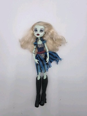 Frankie Stein Monster High Freak Du Chic Doll With Dress & Boots