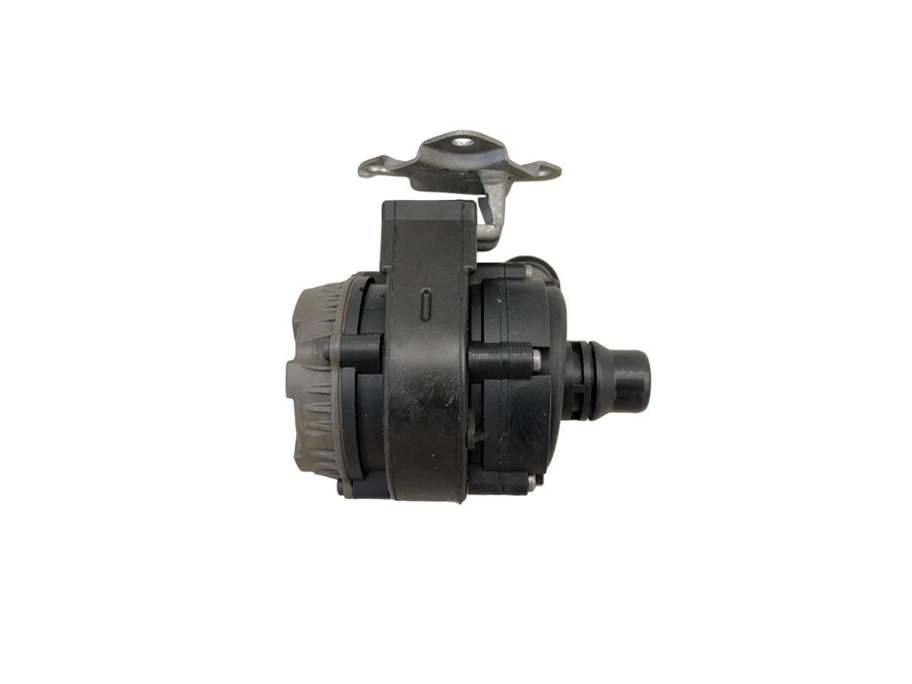 2014-2020 BMW i8 Engine Coolant Water Pump Hybrid