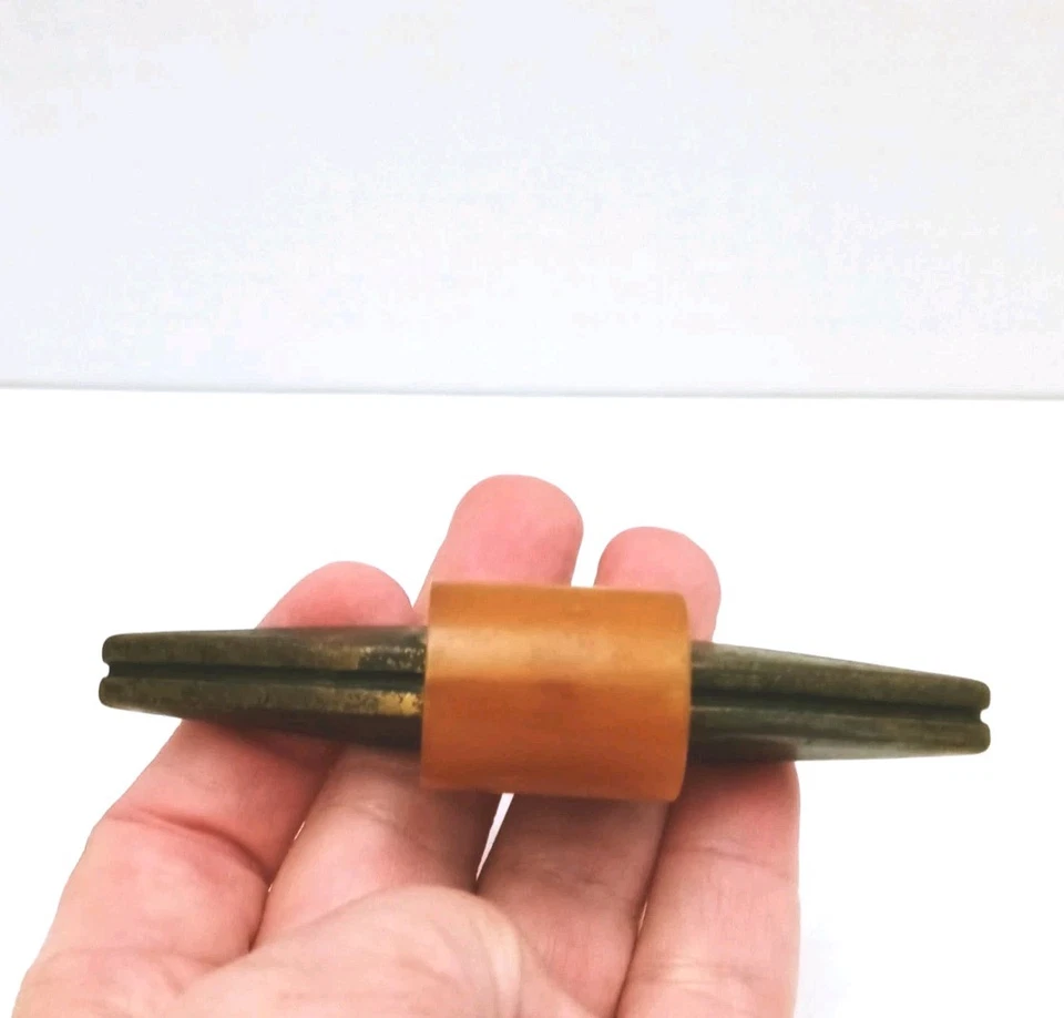 Butterscotch Baquelita Cascada Cómoda Tiradores Asas Latón De Colección 4" Lote De 8 Foto 4 de 4