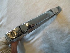 Mercedes-Benz E W123 1978 Vordertür Außengriff Chromgriff 1167600159 Huf K85 Mercedes-Benz E W123 1978 Vordertür Außengriff Chromgriff 1167600159 Huf K85