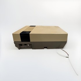 Nintendo NES-001 Entertainment System Home Console Gray 1985 (console only)