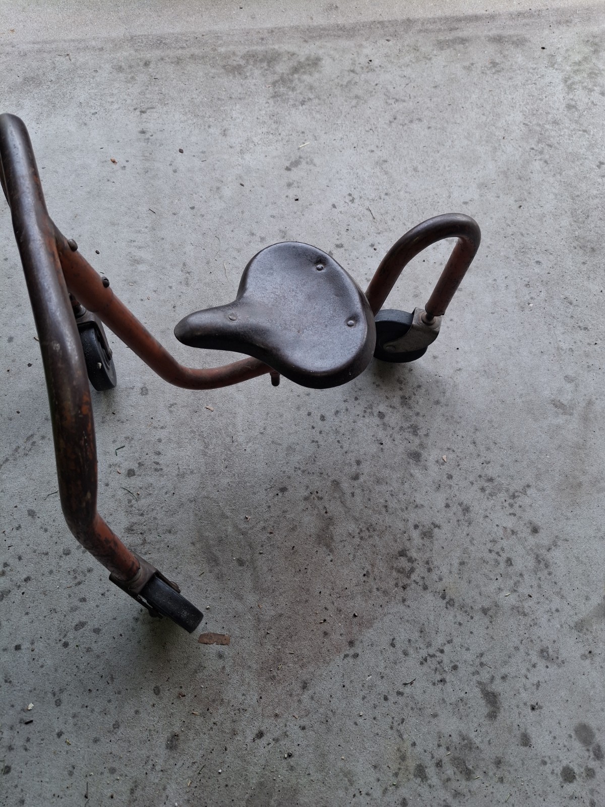 (Used) Vintage Tricycle Frame w/ Seat, 3 Wheels, Boys & Girls Ages 1-4 (69.00 USD) (Used) Vintage Tricycle Frame w/ Seat, 3 Wheels, Boys & Girls Ages 1-4 (69.00 USD)