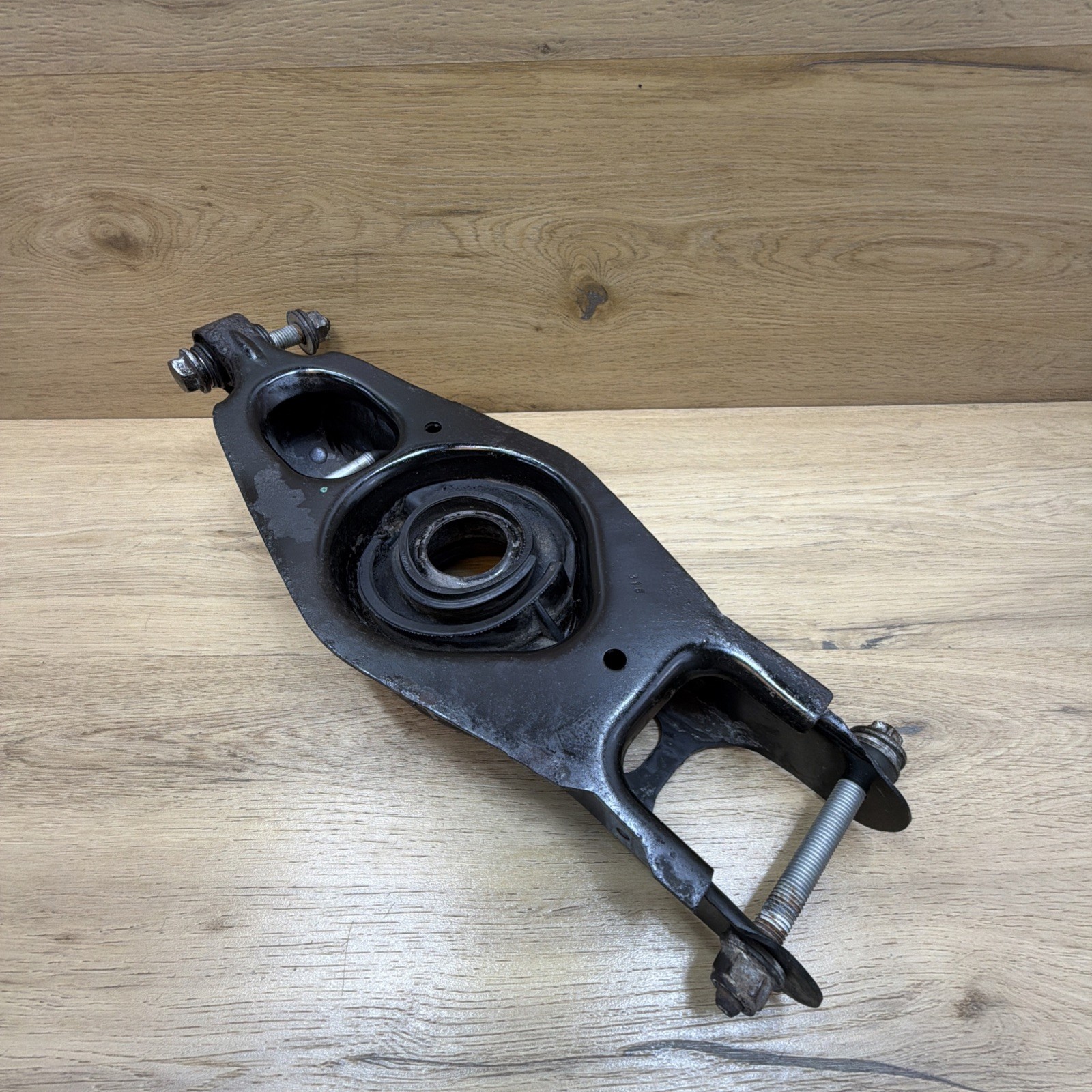 🟢 2014-2017 Maserati Ghibli Rear Left Side Suspension Lower Control Arm🟢