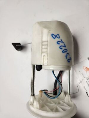 2013-2016 Mazda CX-5 Fuel Pump Assembly Tank Mounted FWD PE011335X
