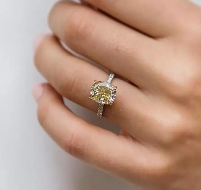Elongated antique shop cushion cut