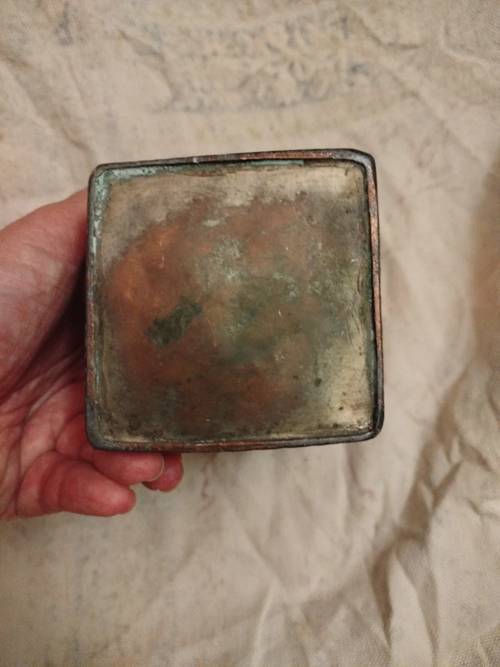 boite à thé Japon geisha et samouraï métal cuivré Meiji fin 19 ème - Photo 4/4