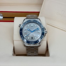 OMEGA Seamaster Professional Diver 300M Silver Wave Dial On Bracelet B+P 17