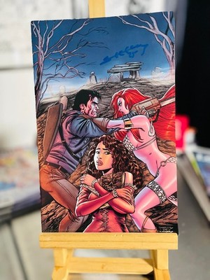 Red Sonja vs Army Of Darkness 5 Cover B Tim Seeley Varian  SIGNED BY TIM SEELEY.