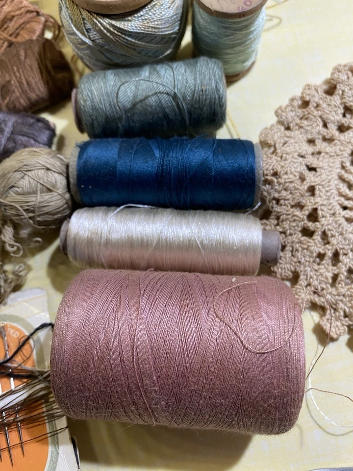 Estate Lot Antique Darning Mending Crochet Knitting Thread Lot Cotton & Notions - Image 2 of 4