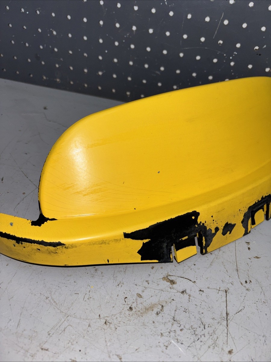 オートフィックス店頭にて　s8390 Ski-Doo MXZ Summit Formula Windshield Support 517302003 C056a for