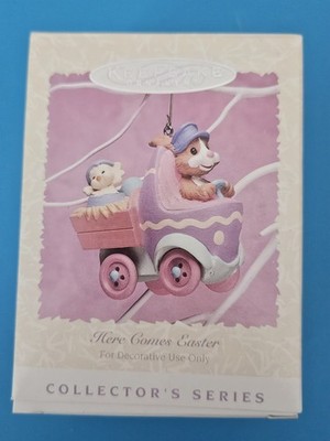 1996  Hallmark Here Comes Easter Ornament - Bunny & Chick in a Car #3  Series
