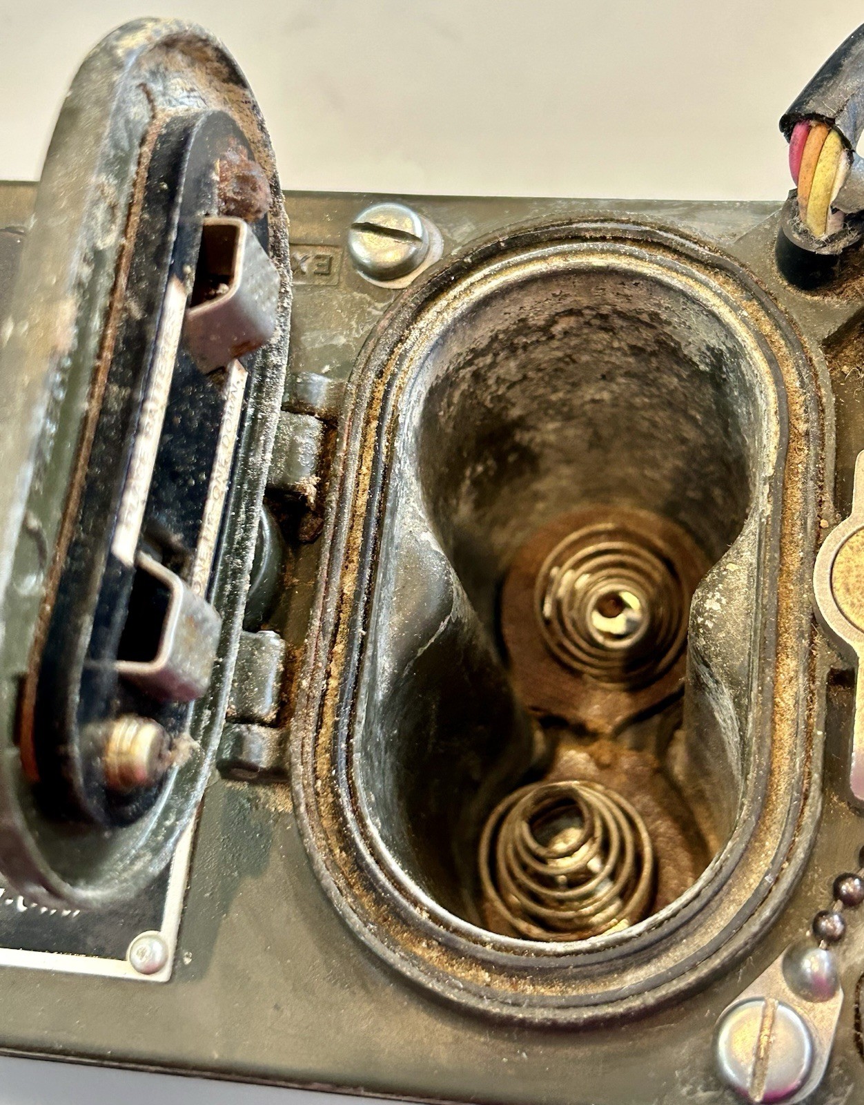 Vintage US Army Field Telephone Set TA-312/PT Military Radio