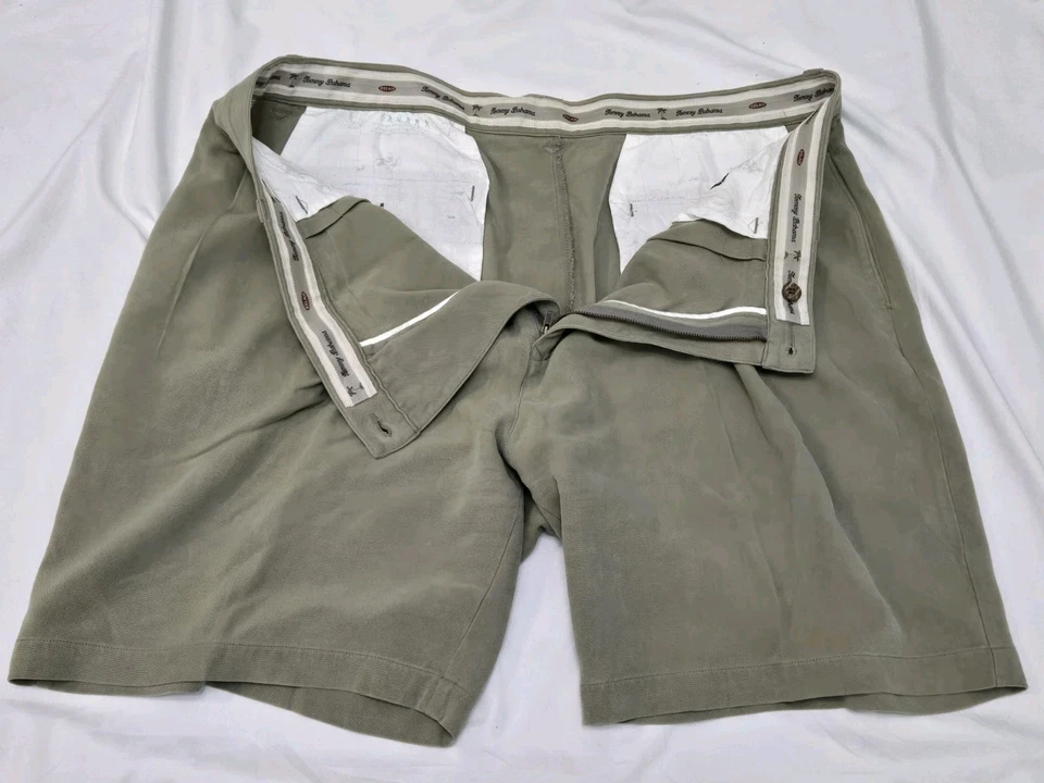 Vintage Tommy Bahama Relax Men's Silk Shorts Green Size 40W Pleated Front - Image 4 of 4