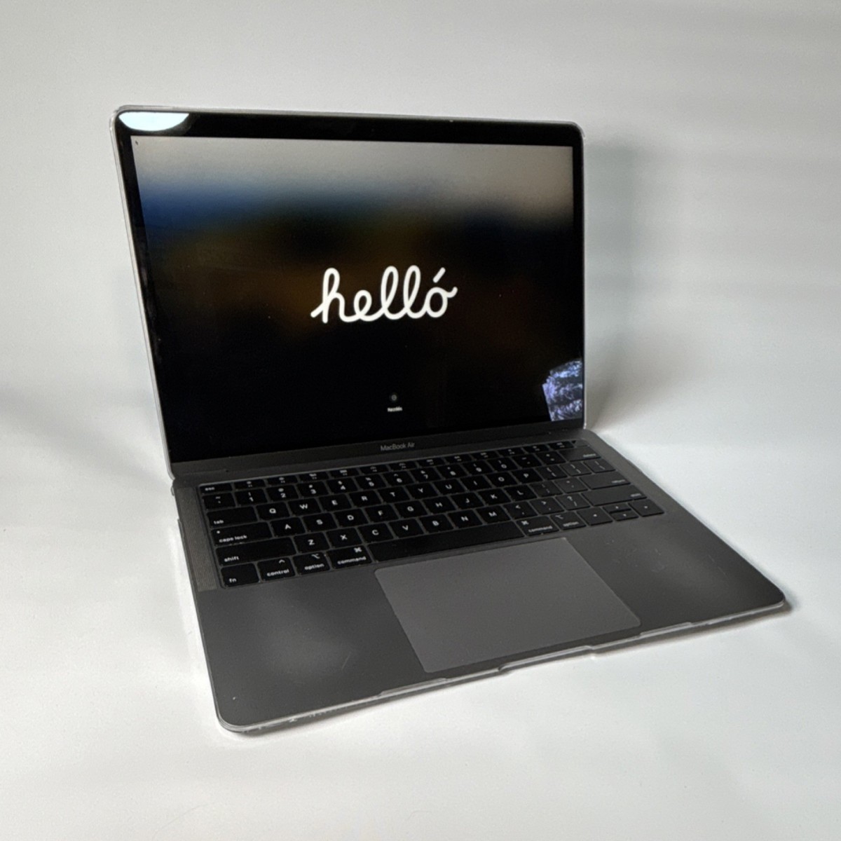 Apple MacBook Air Retina 13