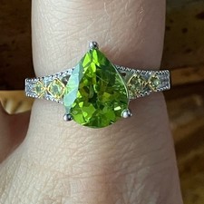 Natural Peridot Sterling Silver Ring Size 8