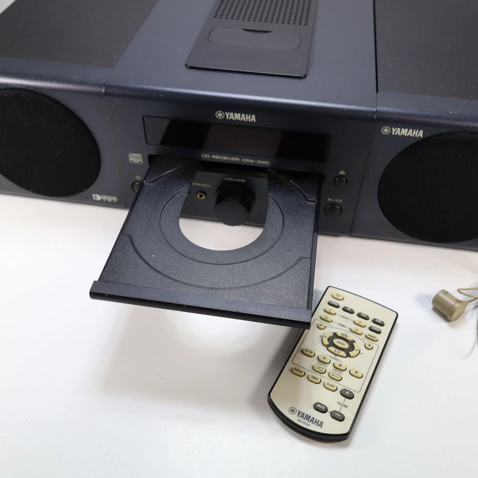 Yamaha CRX-040 CD Player iPod Dock USB Micro Stereo Receiver W/Remote Black - Image 2 of 4