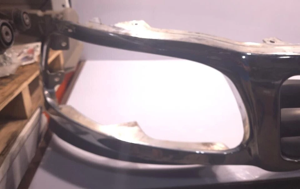 Ford F-150 2001-2003 montaje parrilla delantera cromada original fabricante original usado pieza F150 Foto 3 de 4