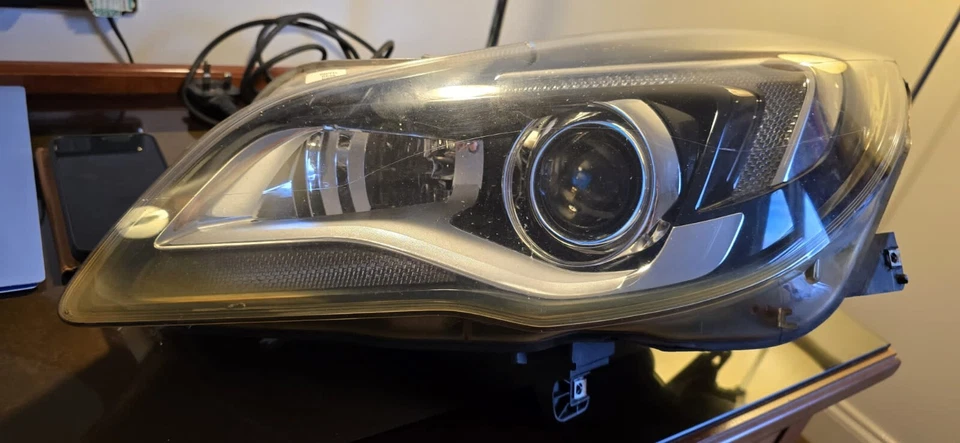 Vauxhall Insignia 2009 - 2016 Xenon Headlight Repair - Image 2 of 4