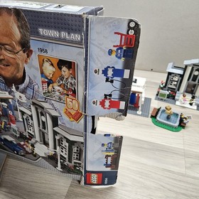 Lego Creator Expert Town Plan 10184