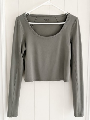 Athleta Transcend Long Sleeve Crop Top