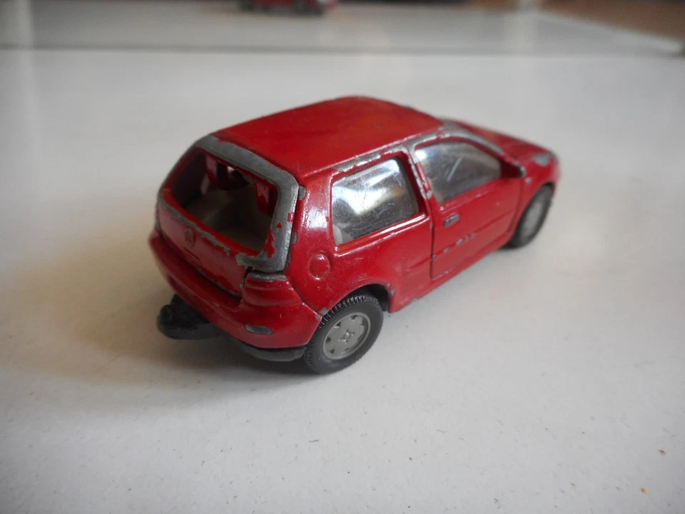Siku VW Volkswagen Golf en Rouge - Photo 2/2