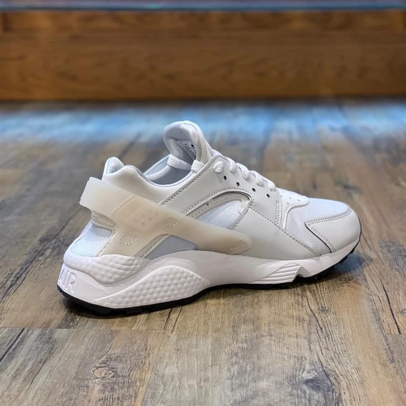 Huarache femme grise top et blanche jordan
