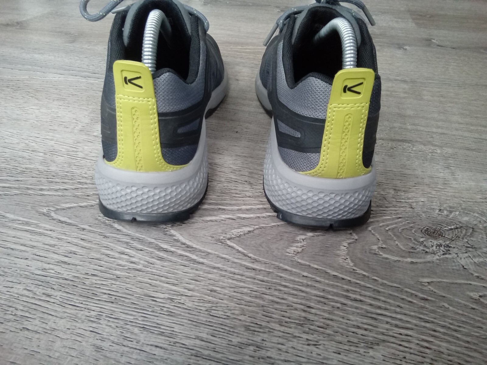 Scarpe Keen da uomo taglia 9 5 Explore Vent Konnectfit scarpe da trekking grigio 1022293