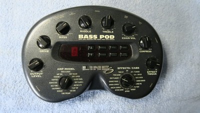 Line 6 BASS POD Multieffektprozessor für Bassgitarre mit Original Netzteil