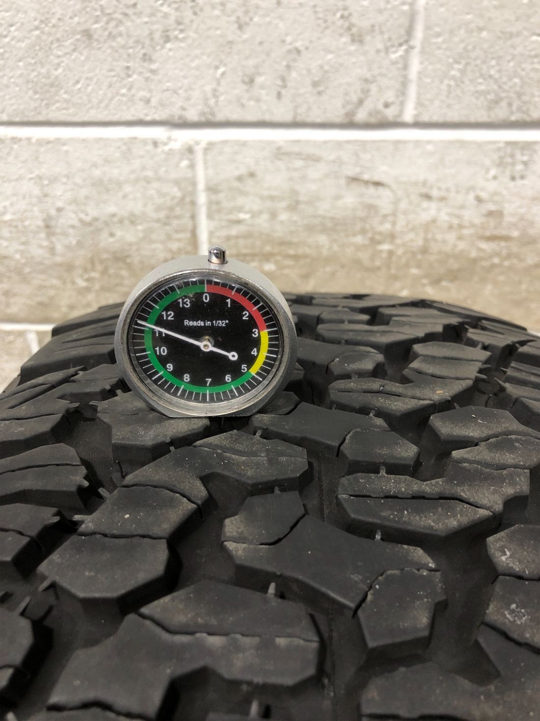 1x LT275/65R18 BFGoodrich All Terrain TA KO2 Baja Champion 11/32 123 R Used Tire