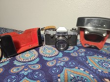 Hanimex Praktica Nova IB 35mm SLR film camera with Domiplan 50mm F2.8 lens 5216