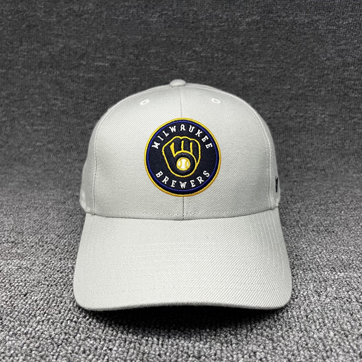New '47 Brand Milwaukee Brewers Clean Up Adjustable Hat Gray Glove Logo Cap