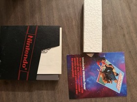 Castlevania Nintendo NES CIB Complete Box Manual